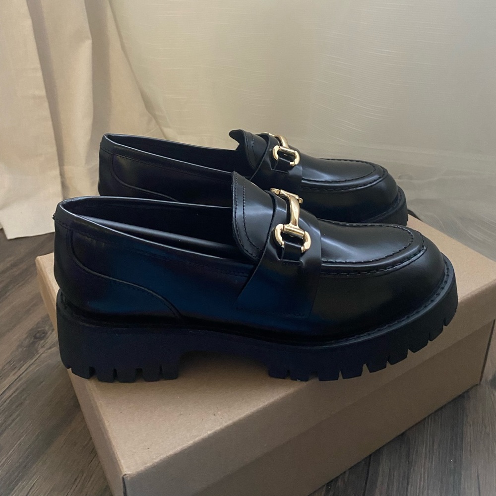 Steve Madden Lando Black Leather Loafers